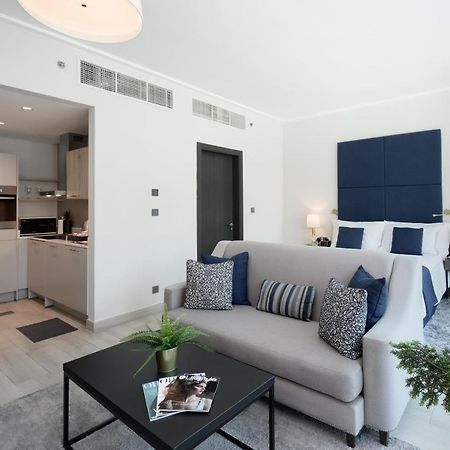Centara West Bay Hotel & Residences Доха Экстерьер фото A typical studio apartment