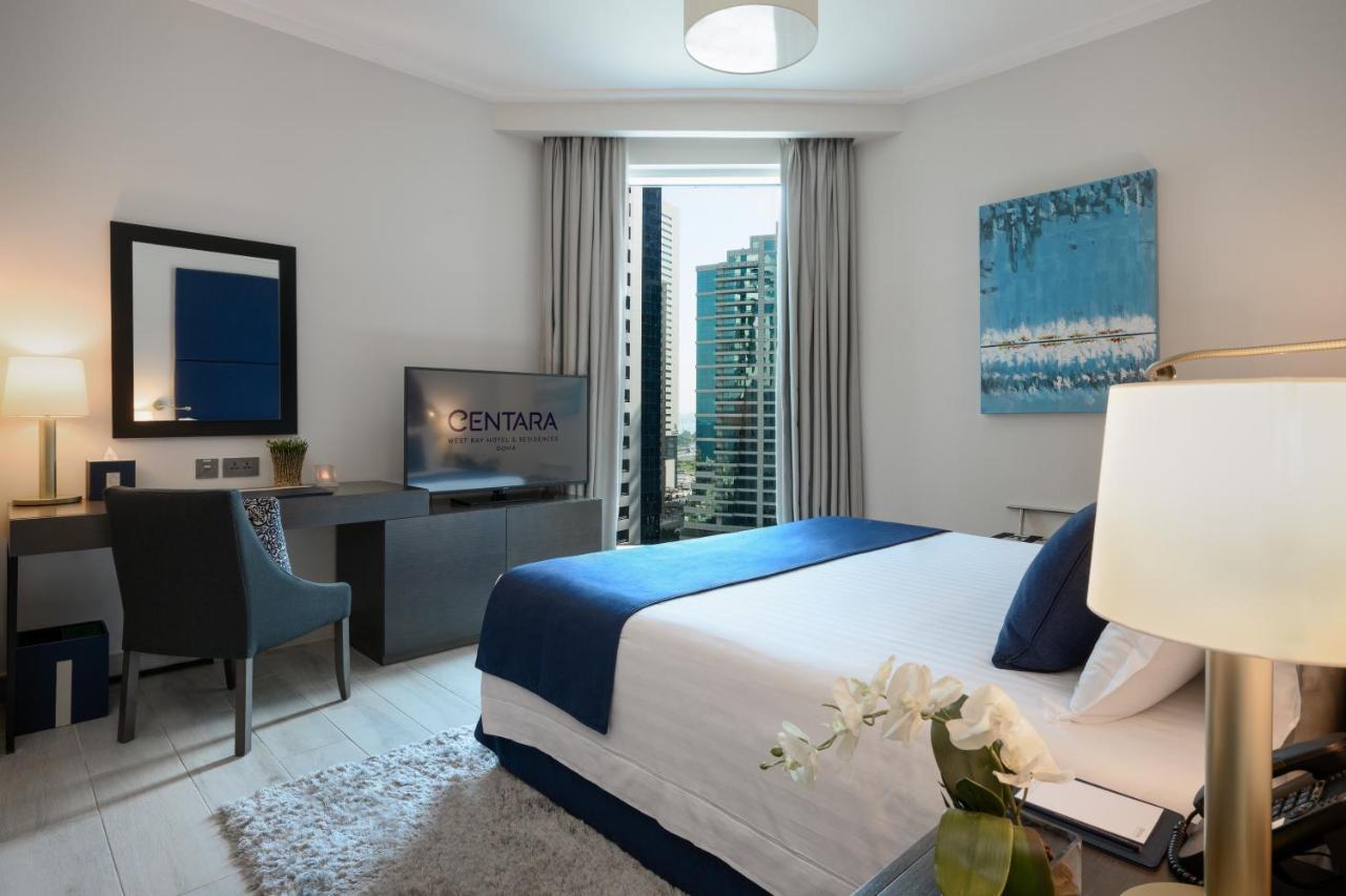 Centara West Bay Hotel & Residences Доха Экстерьер фото A bedroom at the hotel